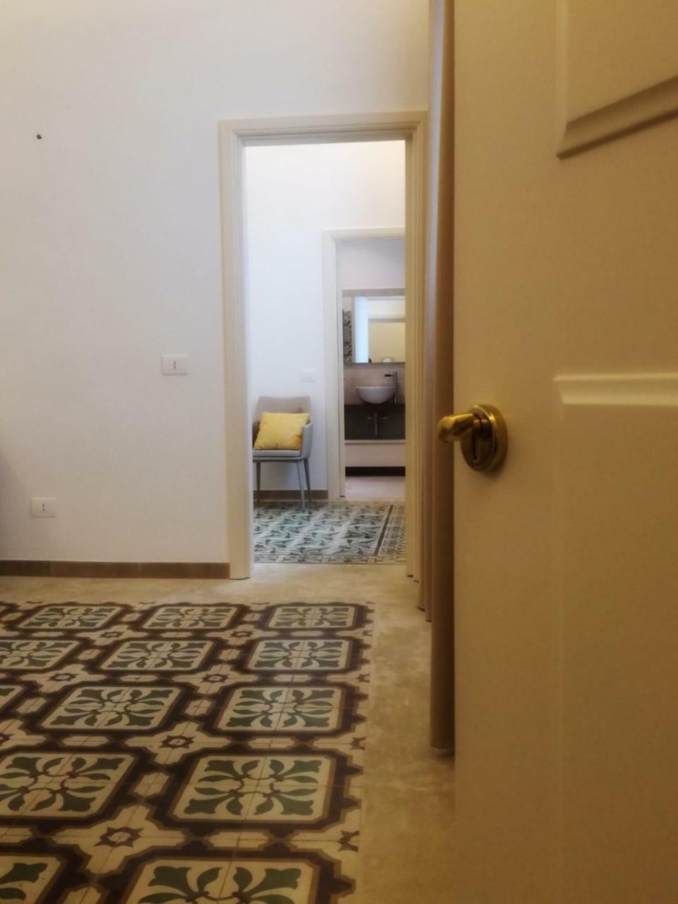 Palazzo San Lazzaro Bed & Breakfast Lecce Dış mekan fotoğraf