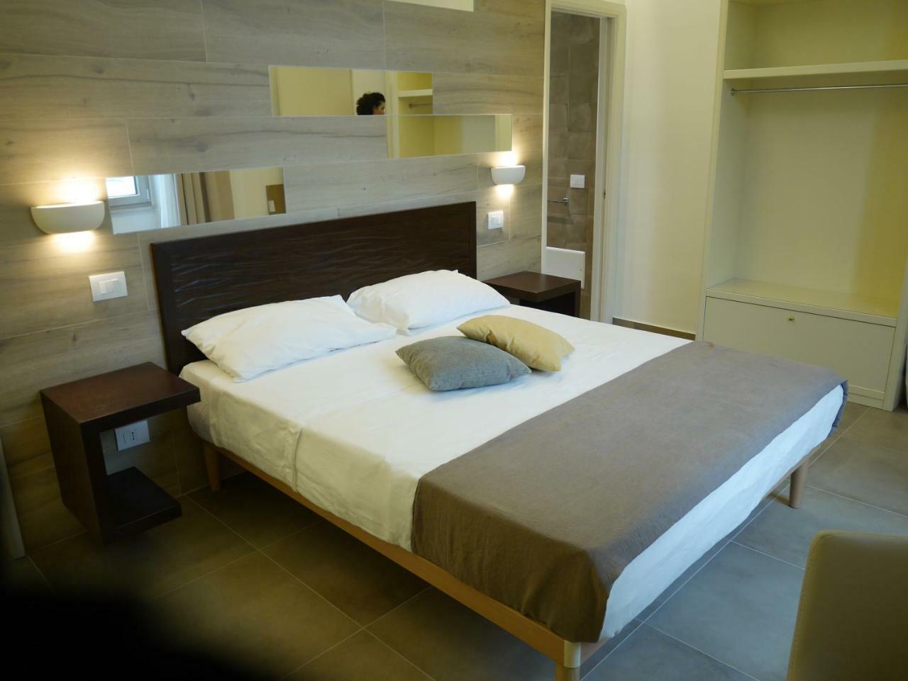 Palazzo San Lazzaro Bed & Breakfast Lecce Dış mekan fotoğraf