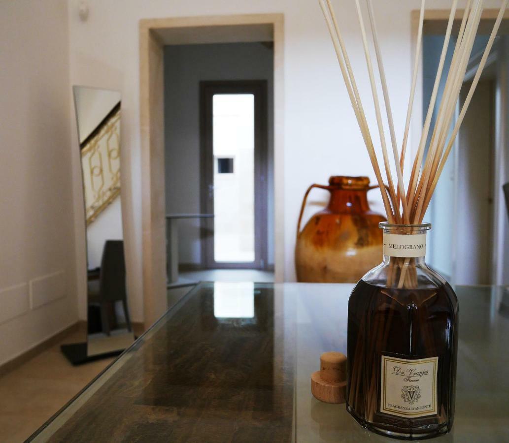 Palazzo San Lazzaro Bed & Breakfast Lecce Dış mekan fotoğraf